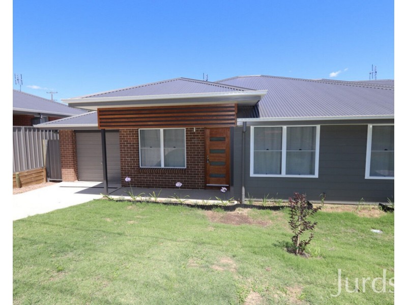 2/12B Charlton, Bellbird NSW 2325