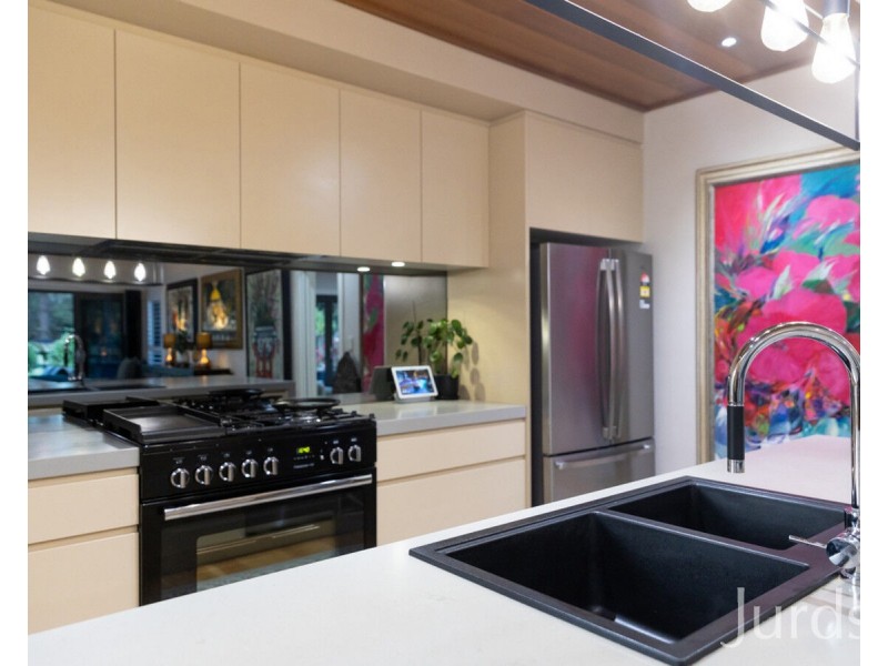 2 Maculata Place, Pokolbin NSW 2320