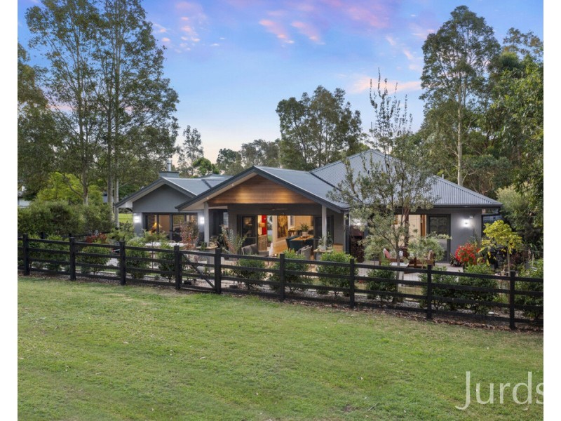 2 Maculata Place, Pokolbin NSW 2320
