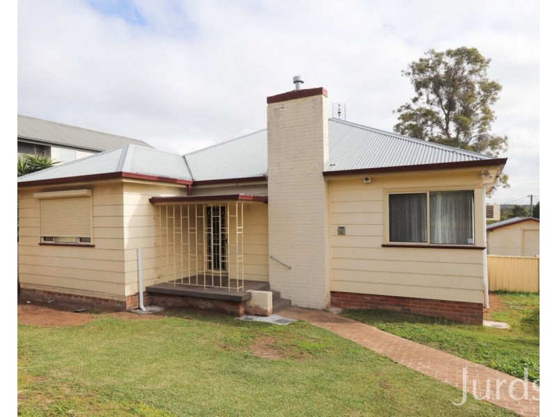 14 Wollombi Road, Cessnock NSW 2325