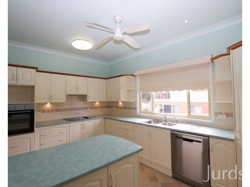14 Wollombi Road, Cessnock NSW 2325