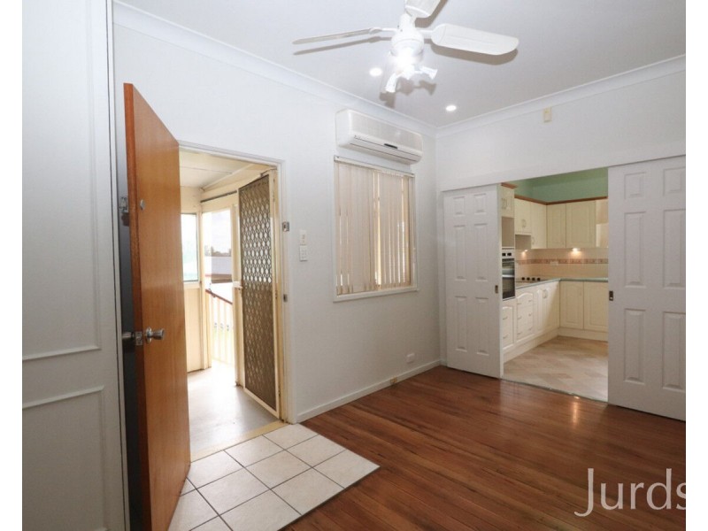 14 Wollombi Road, Cessnock NSW 2325