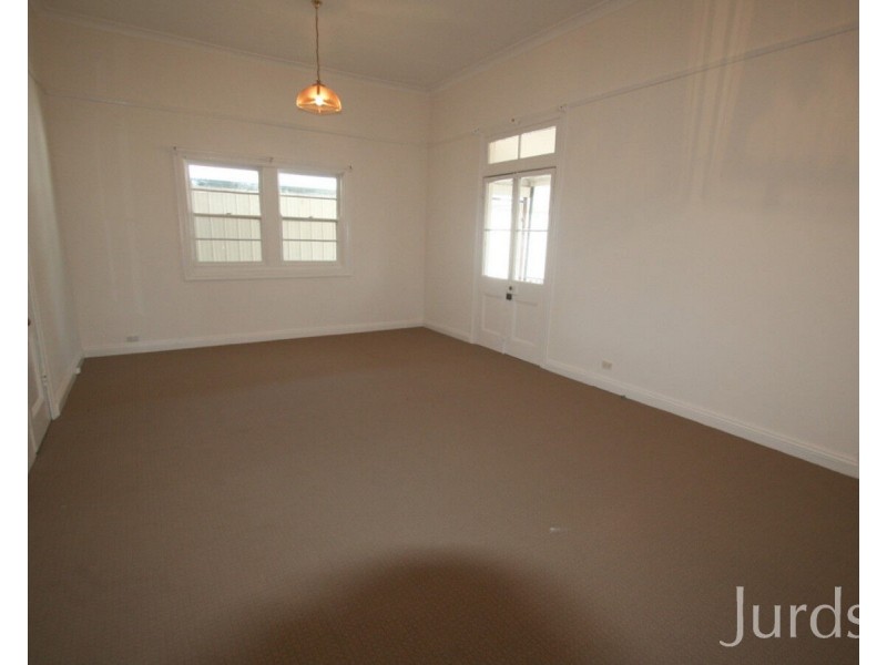 8 Kerlew Street, Nulkaba NSW 2325