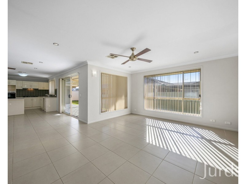 3 Centre Street, Greta NSW 2334