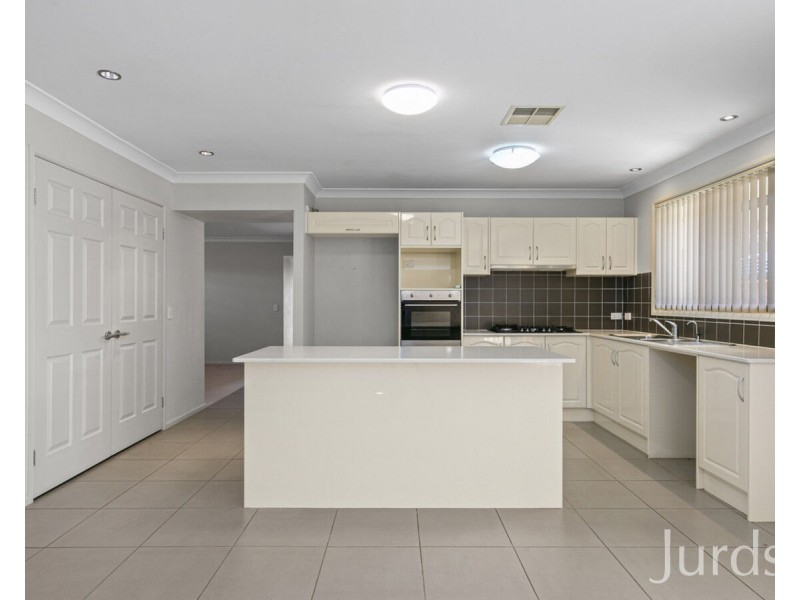 3 Centre Street, Greta NSW 2334