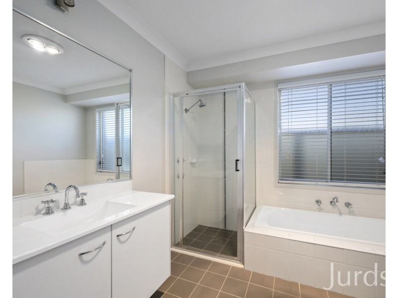 3 Centre Street, Greta NSW 2334