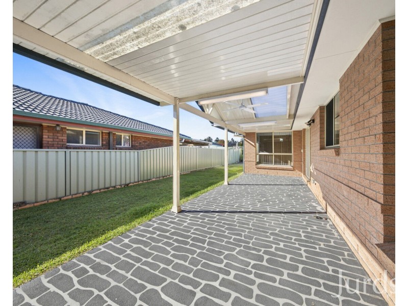 3 Centre Street, Greta NSW 2334