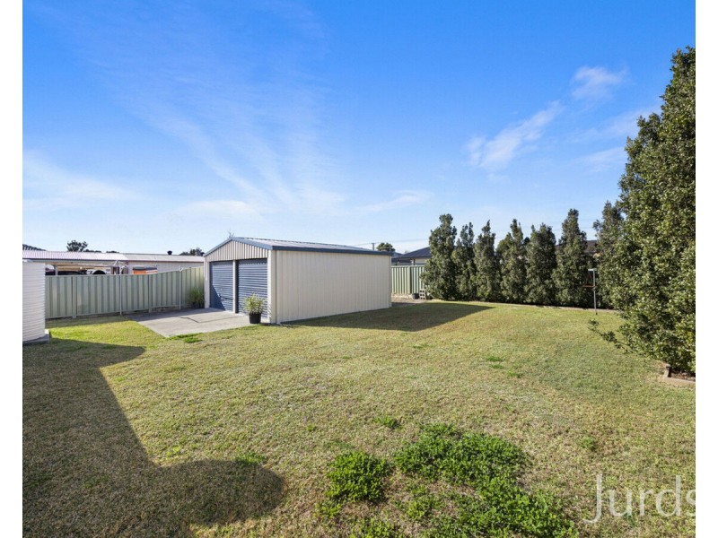 3 Centre Street, Greta NSW 2334
