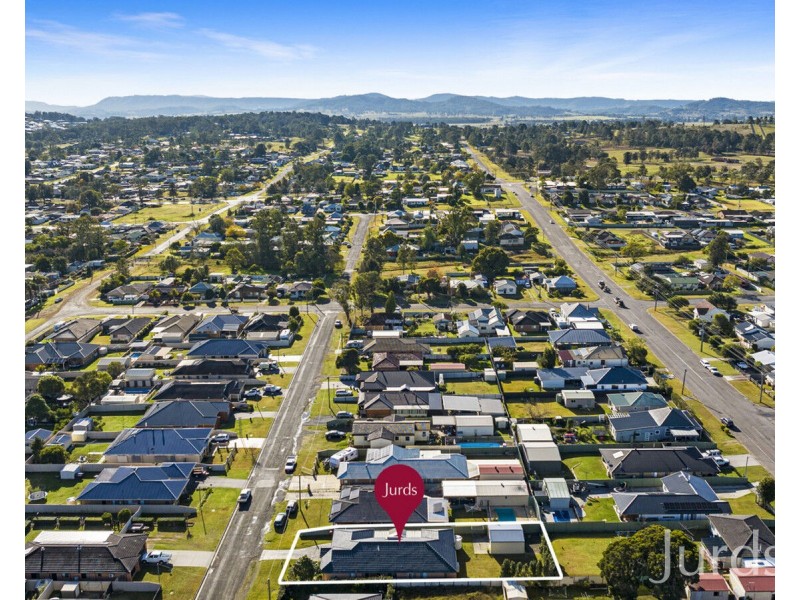 3 Centre Street, Greta NSW 2334