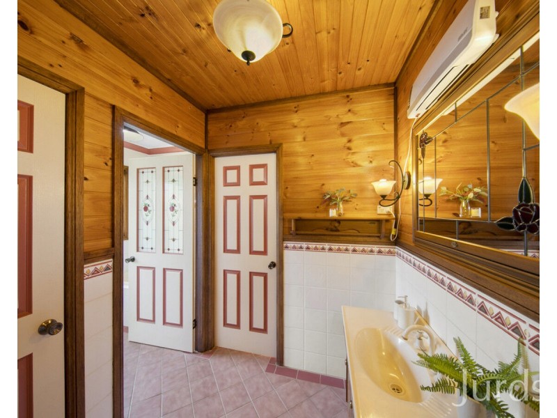 8 Dai Street, North Rothbury NSW 2335