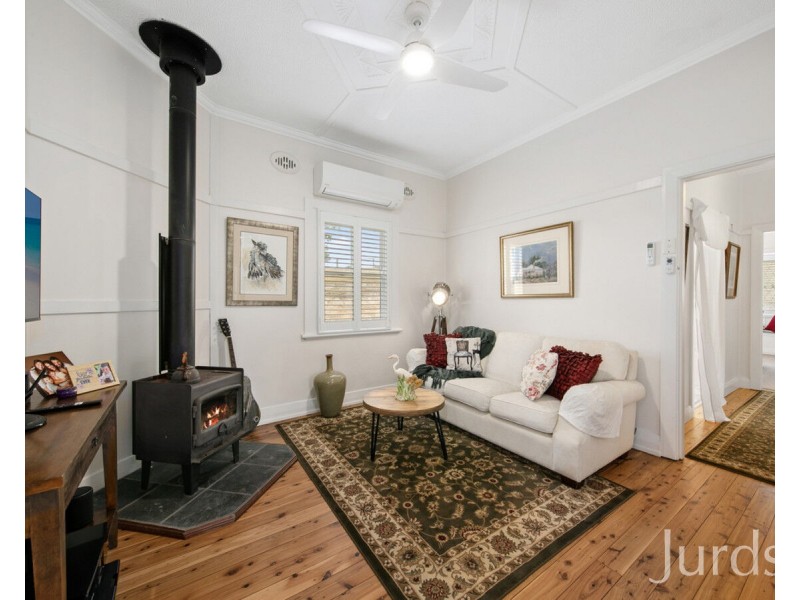 42 Lewis Road, Millfield NSW 2325