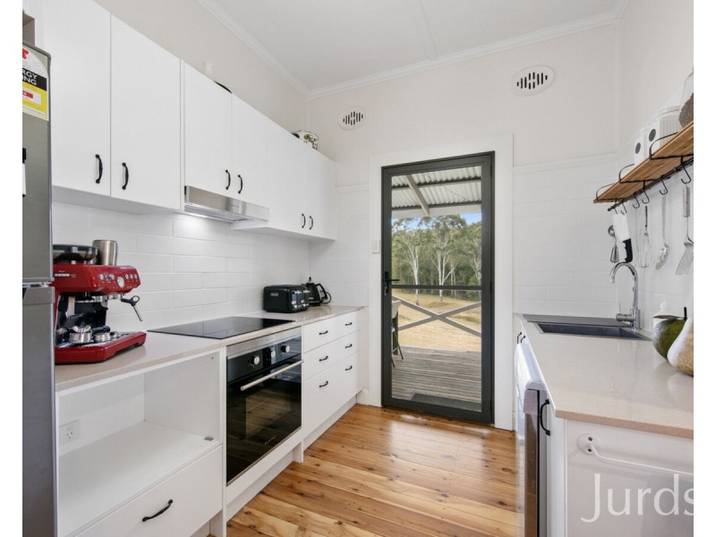 42 Lewis Road, Millfield NSW 2325