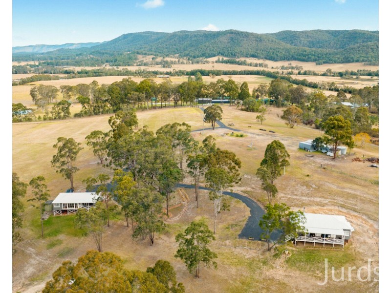 42 Lewis Road, Millfield NSW 2325