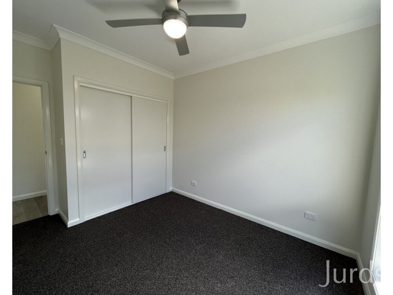 2/35 Evans Street, Cessnock NSW 2325