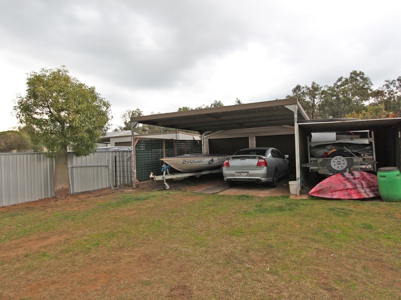 31 Howe Street, Broke NSW 2330