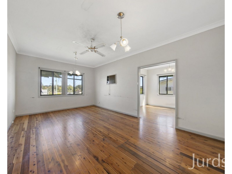 11 Rothbury Street, North Rothbury NSW 2335