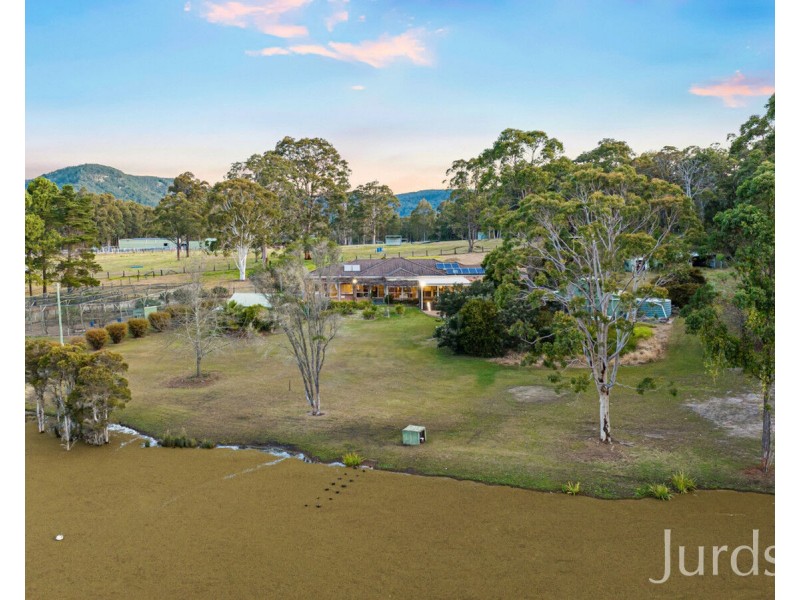 755 Sandy Creek Road, Quorrobolong NSW 2325