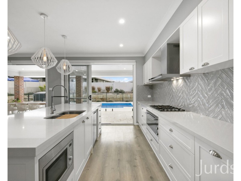 7 Emerton Road (Huntlee), North Rothbury NSW 2335