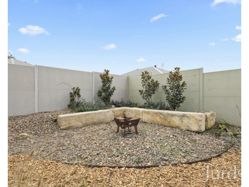 7 Emerton Road (Huntlee), North Rothbury NSW 2335