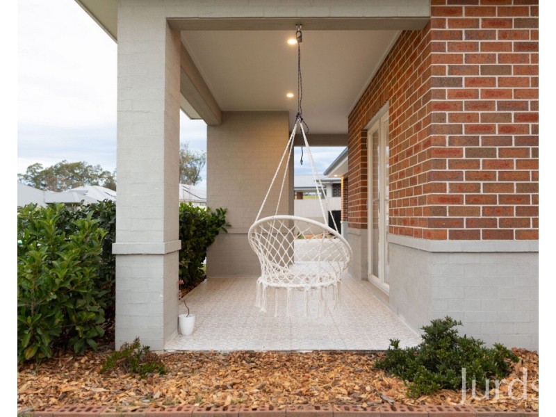 7 Emerton Road (Huntlee), North Rothbury NSW 2335