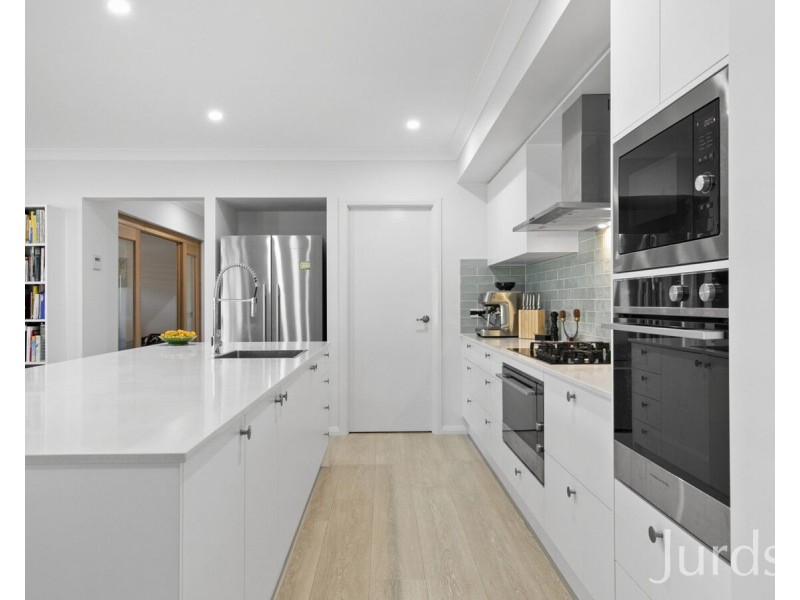 82 Kesterton Rise, North Rothbury NSW 2335