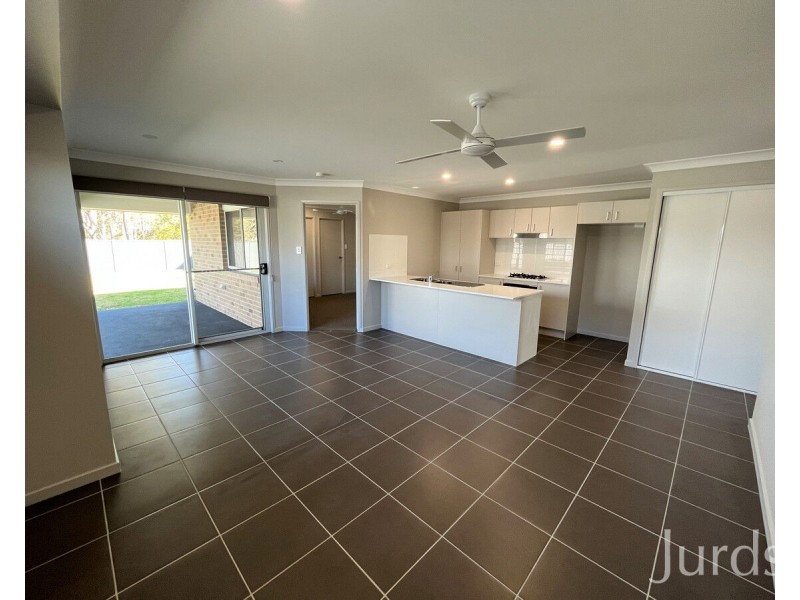 1/17 Wetland View Drive, Cessnock NSW 2325