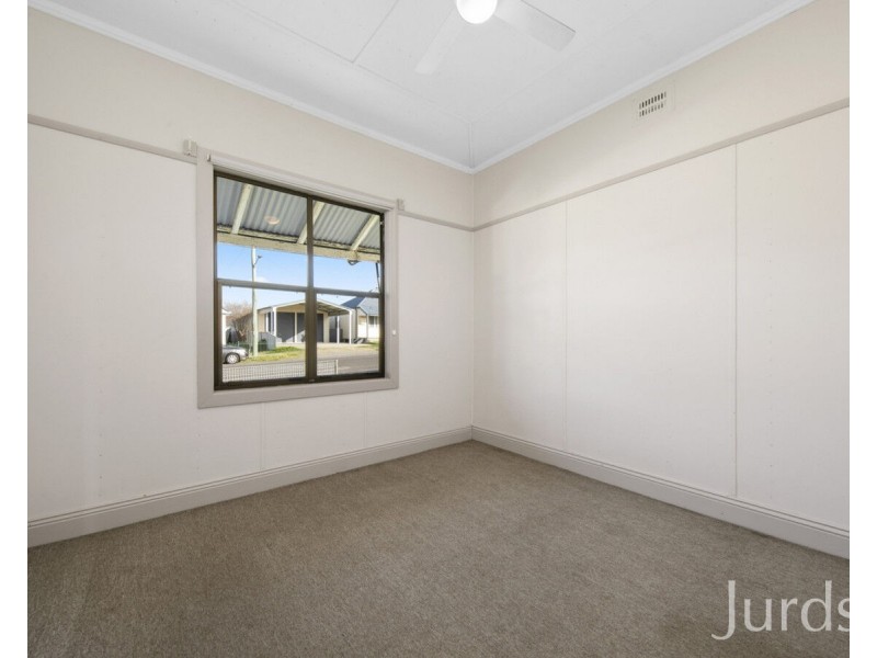 14 Daniel Street, Cessnock NSW 2325