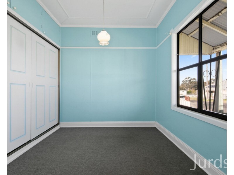 14 Daniel Street, Cessnock NSW 2325