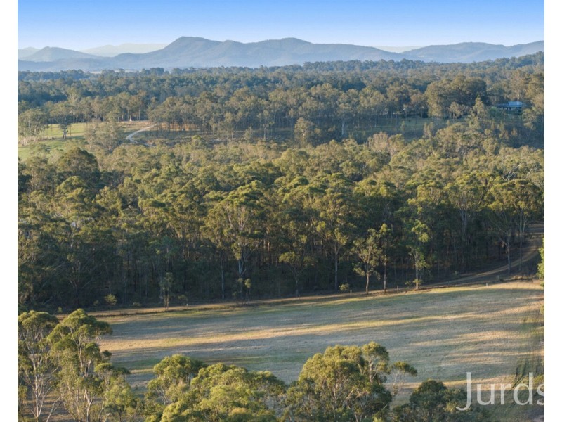 24B The Ballabourneen, Lovedale NSW 2325