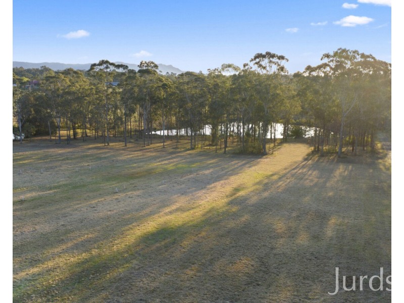 24B The Ballabourneen, Lovedale NSW 2325