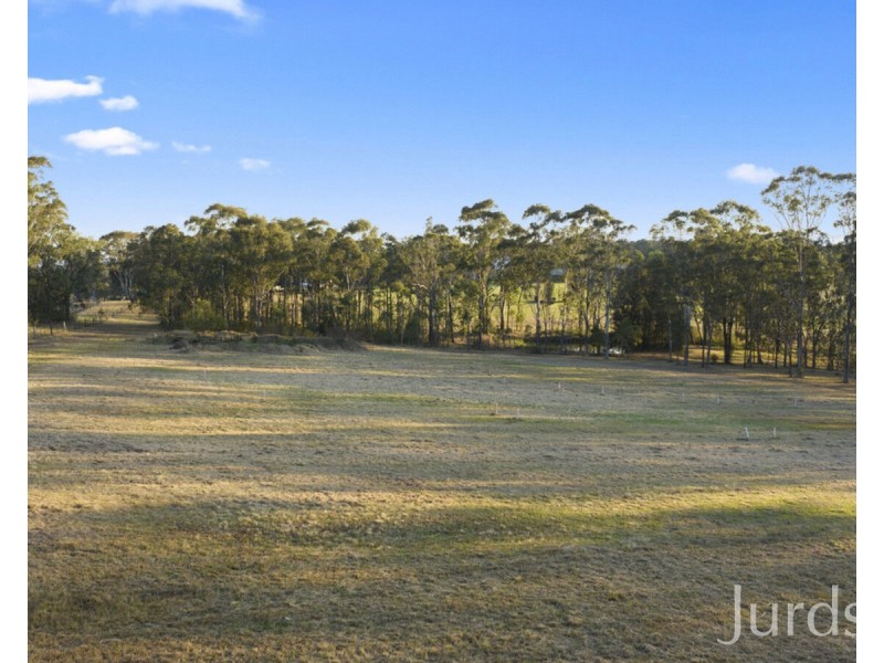 24B The Ballabourneen, Lovedale NSW 2325