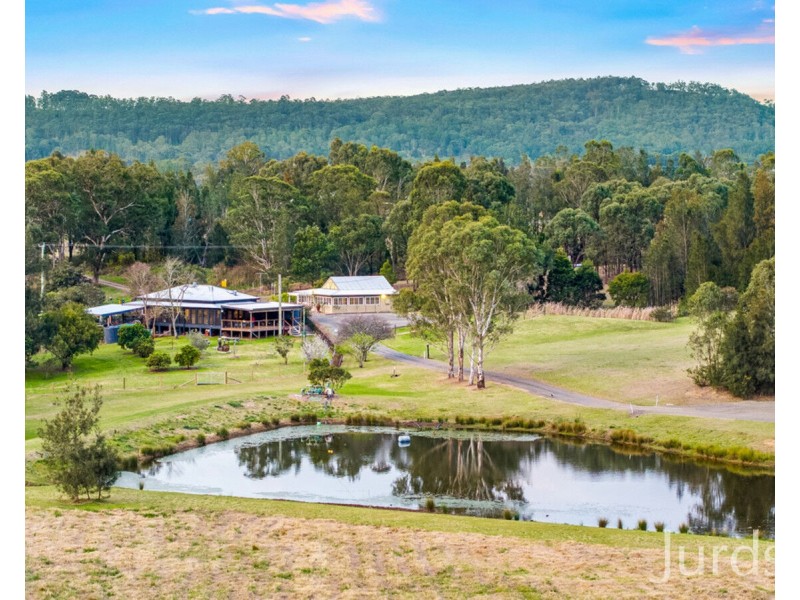 319 Wilderness Road, Lovedale NSW 2325