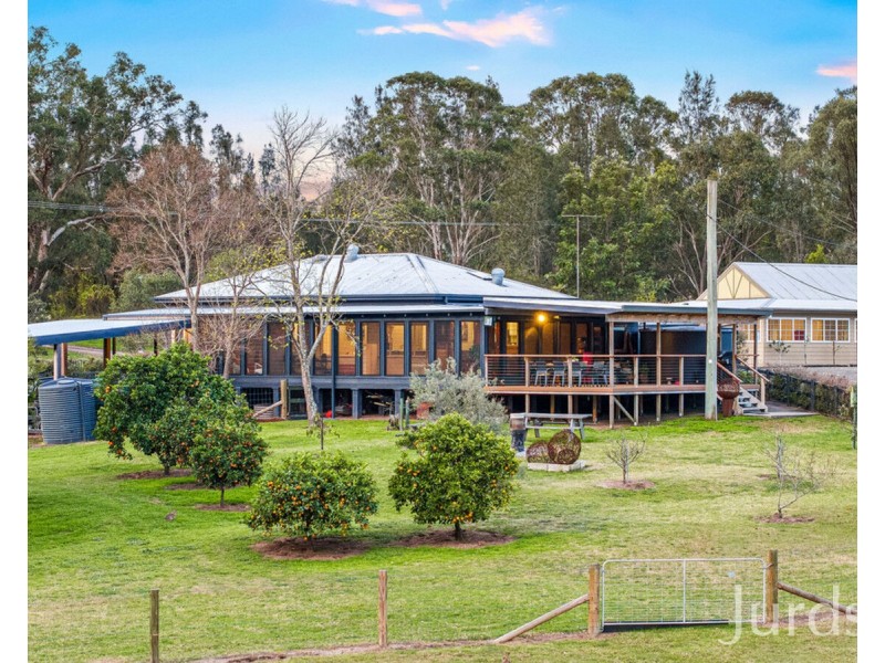 319 Wilderness Road, Lovedale NSW 2325