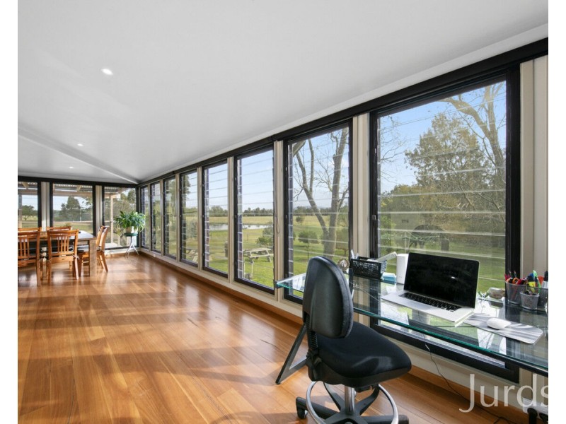 319 Wilderness Road, Lovedale NSW 2325