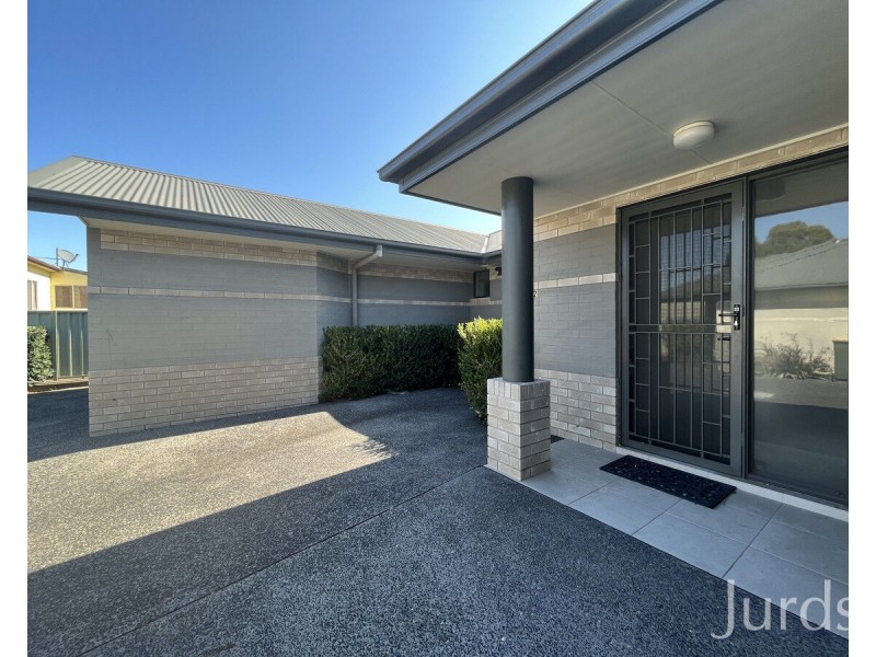 2/50 Catherine Street, Cessnock NSW 2325