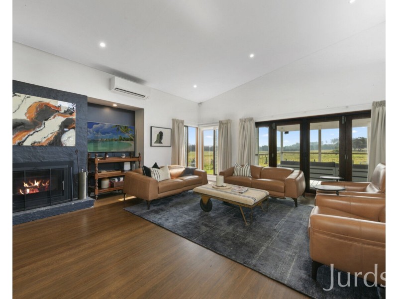 282 Quorrobolong Road, Quorrobolong NSW 2325