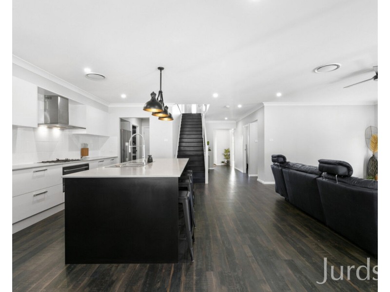 16 Moran Parkway, North Rothbury NSW 2335