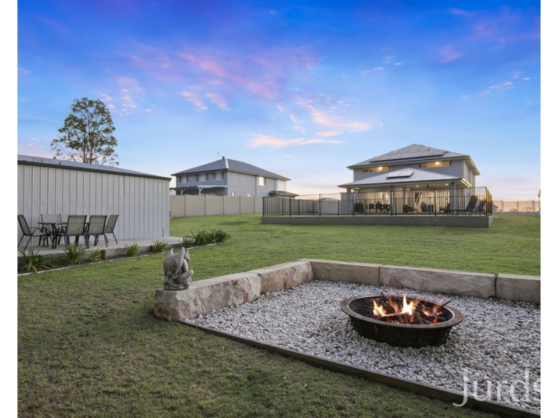 16 Moran Parkway, North Rothbury NSW 2335