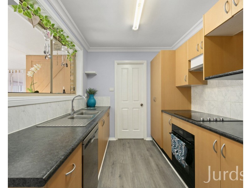 9 Links Avenue, Cessnock NSW 2325