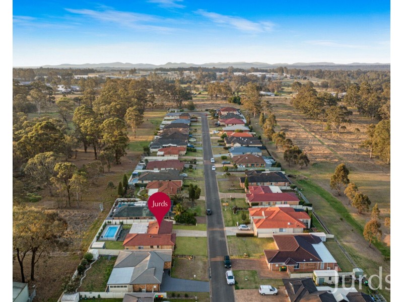9 Links Avenue, Cessnock NSW 2325