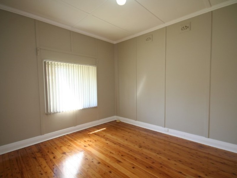 13 Halcyon Street, Cessnock NSW 2325