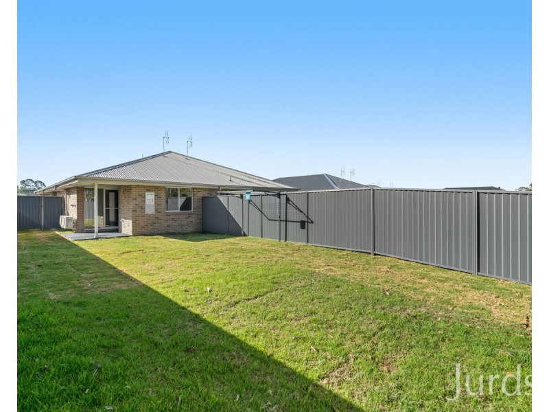 2/17 Wetland View Drive, Cessnock NSW 2325