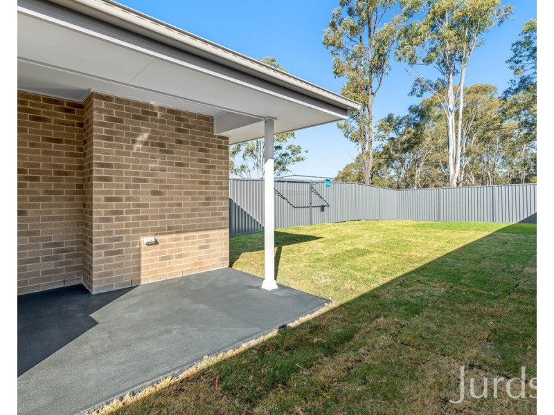 2/17 Wetland View Drive, Cessnock NSW 2325