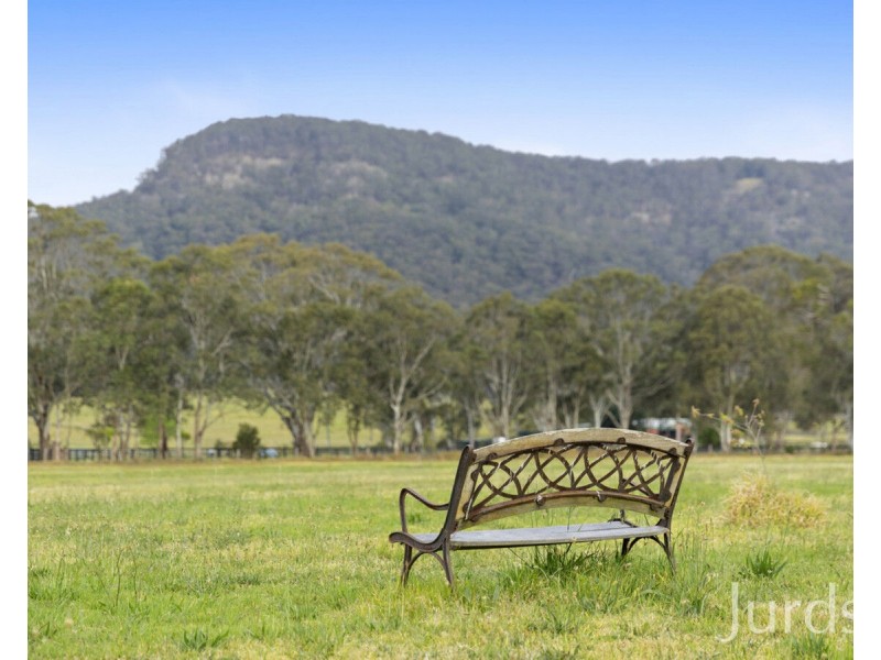 244 Whitings Lane, Quorrobolong NSW 2325