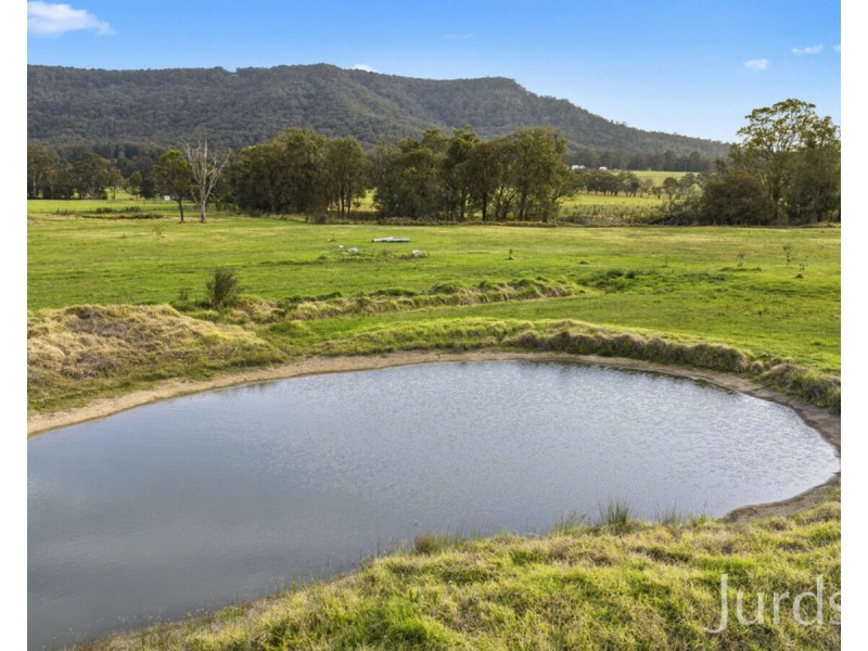 244 Whitings Lane, Quorrobolong NSW 2325
