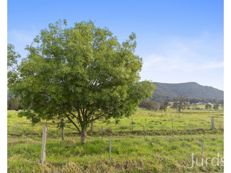 244 Whitings Lane, Quorrobolong NSW 2325