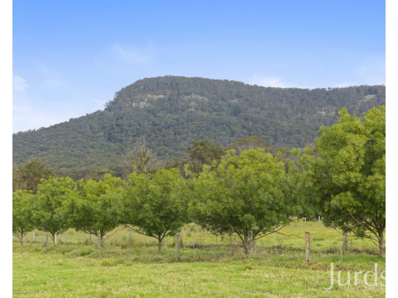 244 Whitings Lane, Quorrobolong NSW 2325