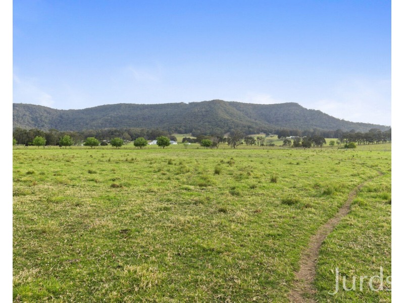 244 Whitings Lane, Quorrobolong NSW 2325