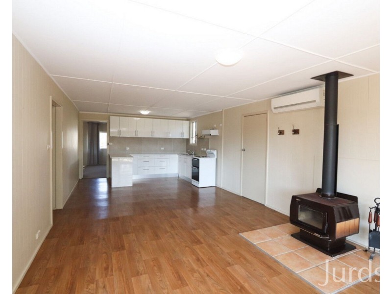 83a Londons Road, Lovedale NSW 2325