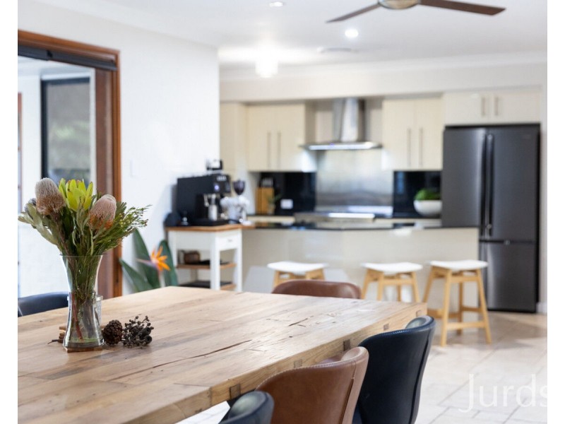 2 Hanwood Road, North Rothbury NSW 2335